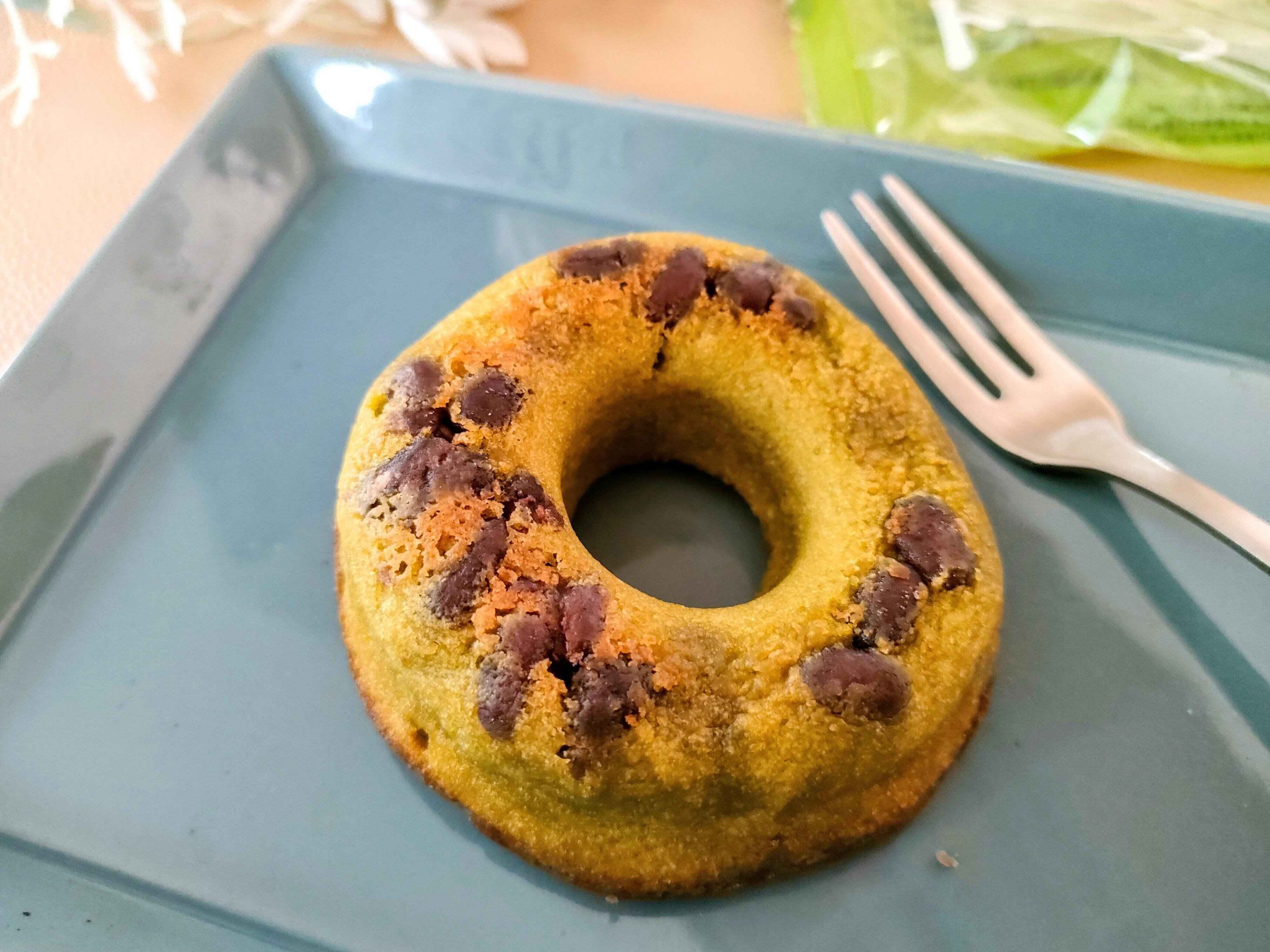 カルディの焼きドーナツ抹茶小豆