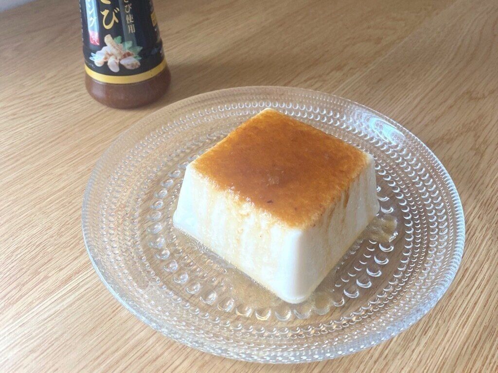 もへじ山わさびドレッシングをかけた冷奴