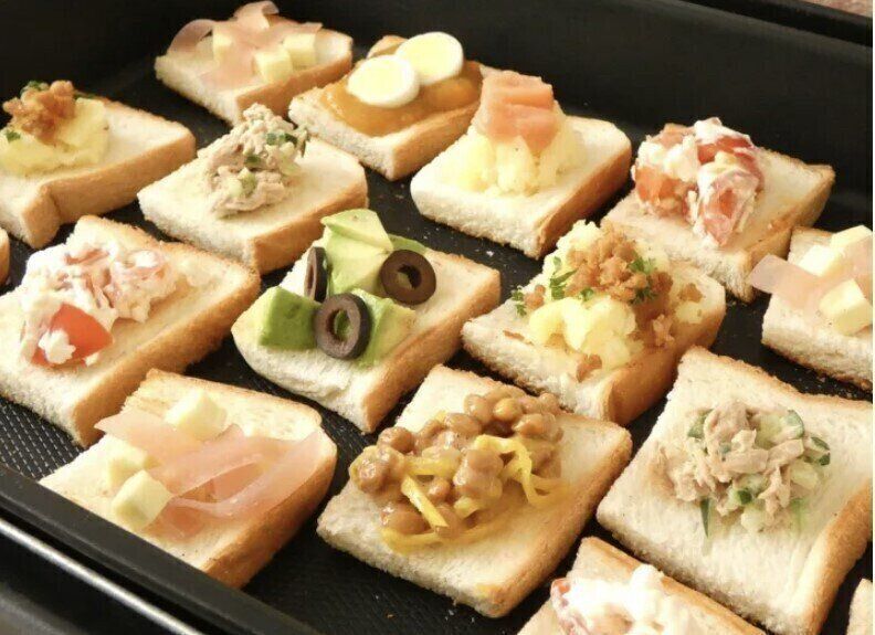 いつものトーストをちょこっとアレンジ！家族で楽しめる「ホットプレートでパンパーティ」