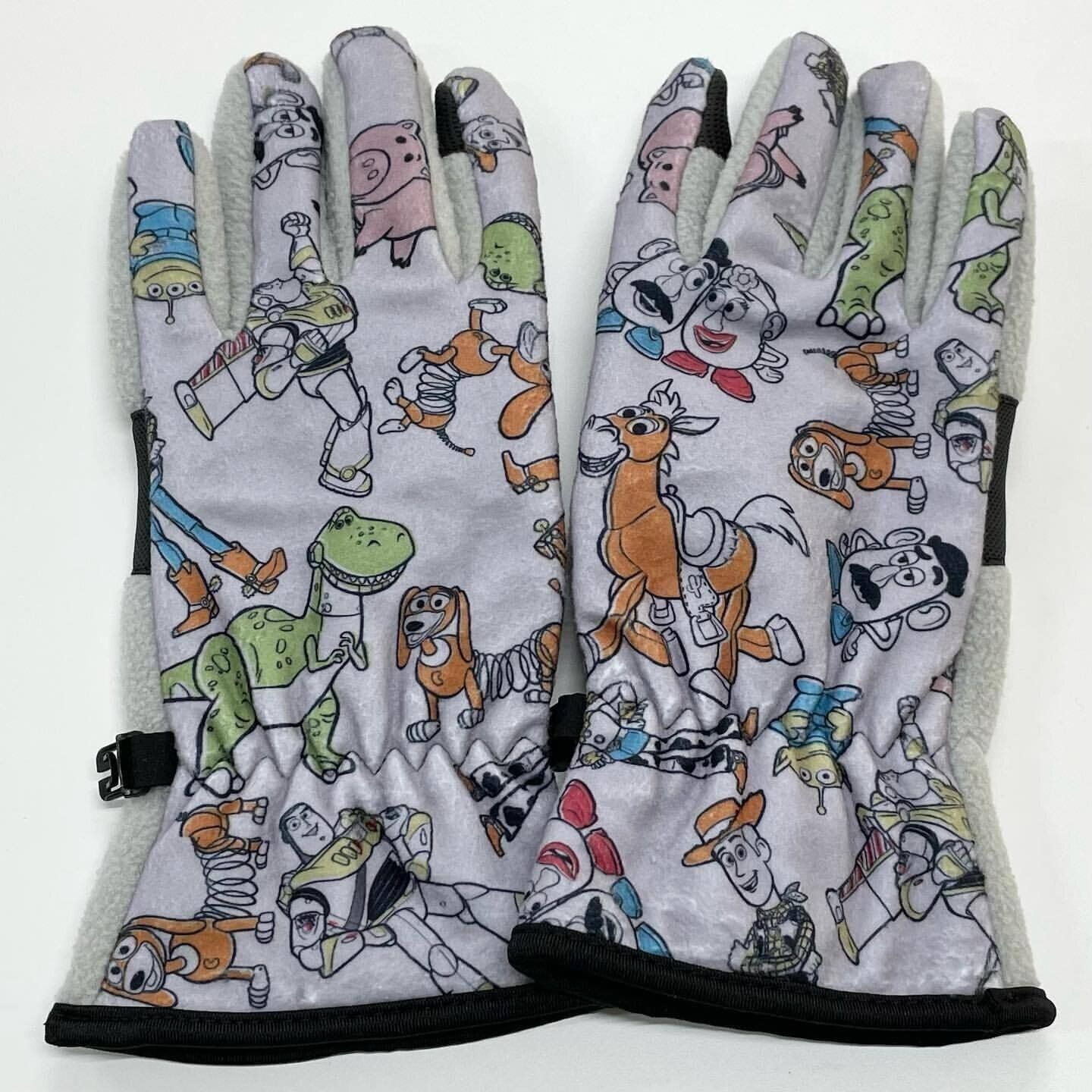 【ワークマン】ファンにはたまらない！フリースグローブ