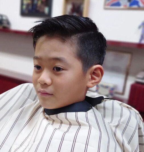 小学生の男の子の髪型 22最新 おしゃれヘアカタログ94選 いつもよりおしゃれになれる髪型を長さ別にご紹介 サンキュ