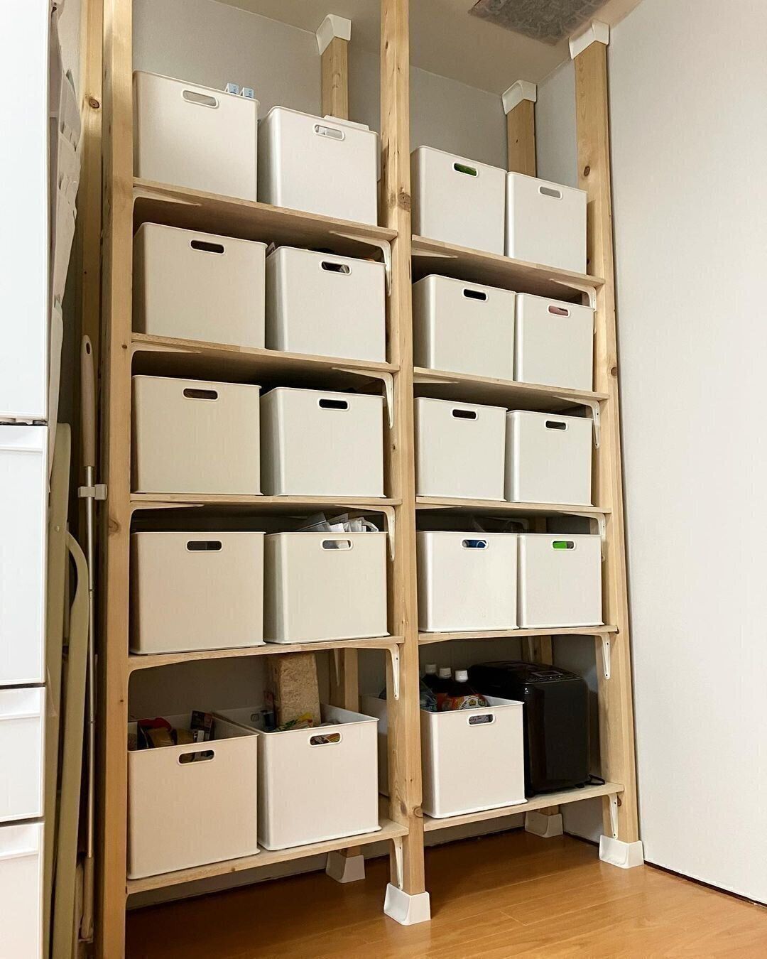 自作のパントリーはディアウォールがおすすめ