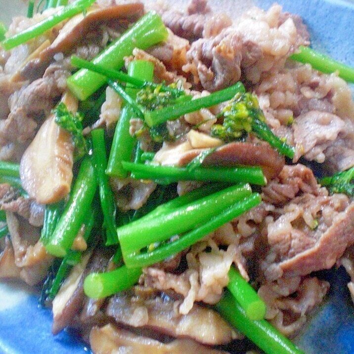 牛肉とスティックセニョール、椎茸の炒めもの
