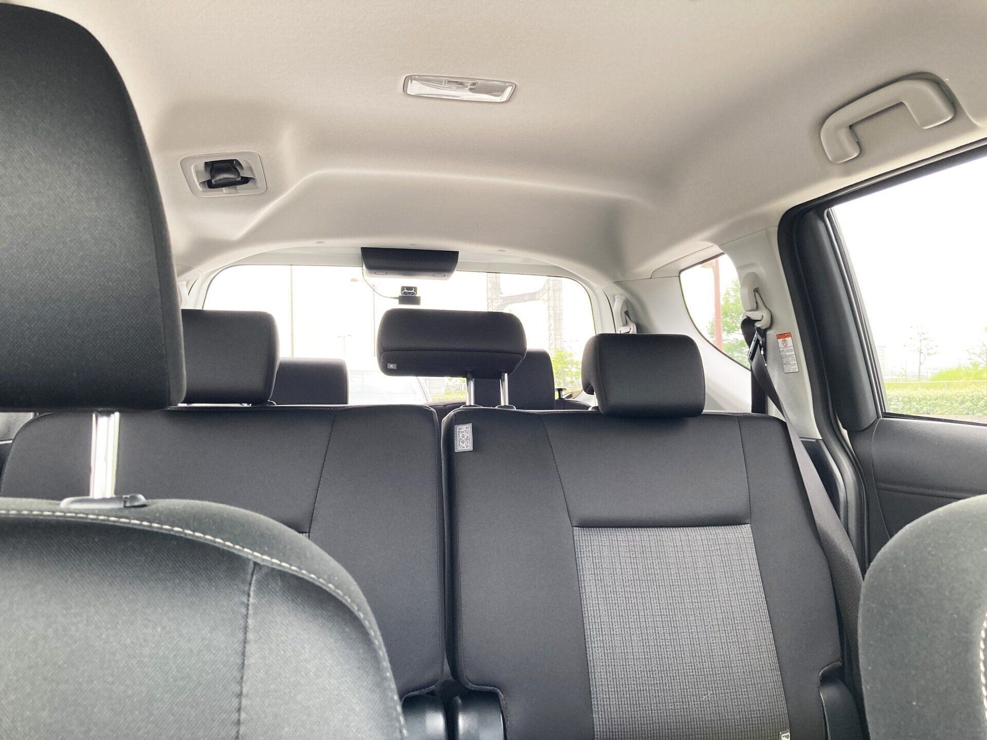 【家事のプロが解説】クルマの車内を掃除するポイント、必要な道具とは？