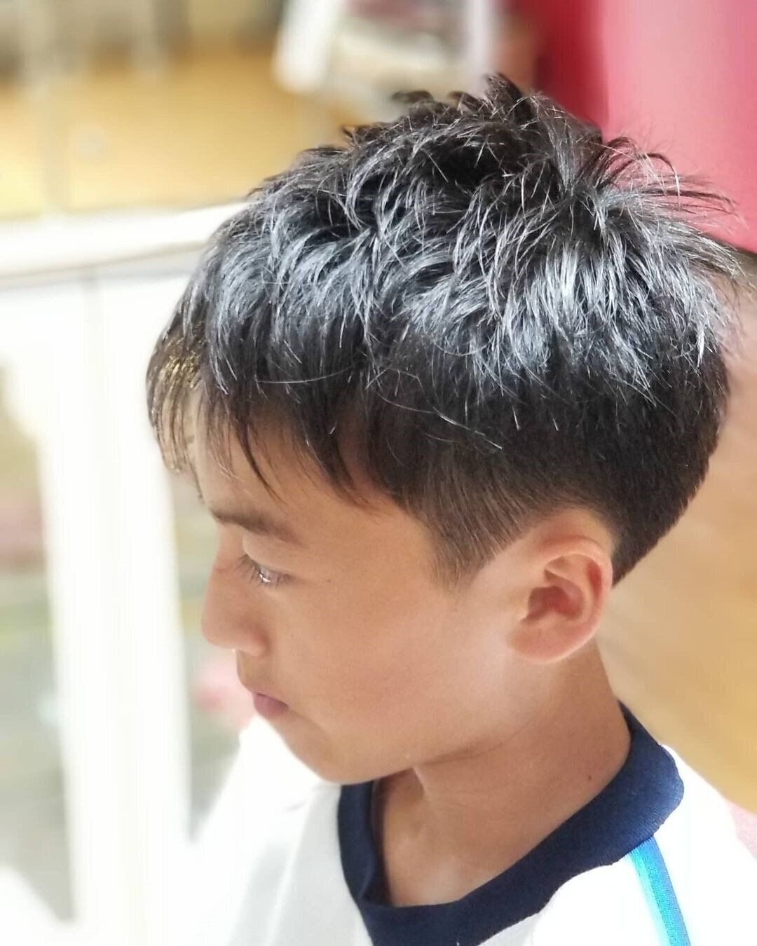 おしゃれ小学生男子の髪型・ヘアカタログ！ぎりぎりツーブロックじゃないかっこよさ