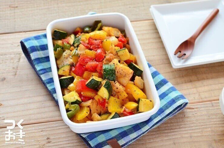 ピーマン入りたらと彩り野菜のガーリックソテー