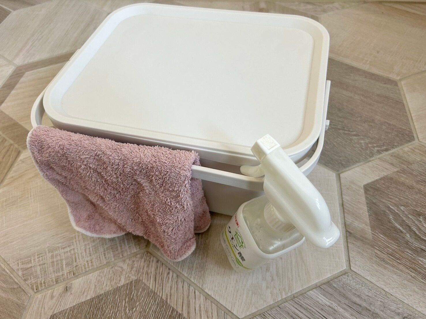 【3COINS】1台3役！シンプルな多機能洗濯ボックス！