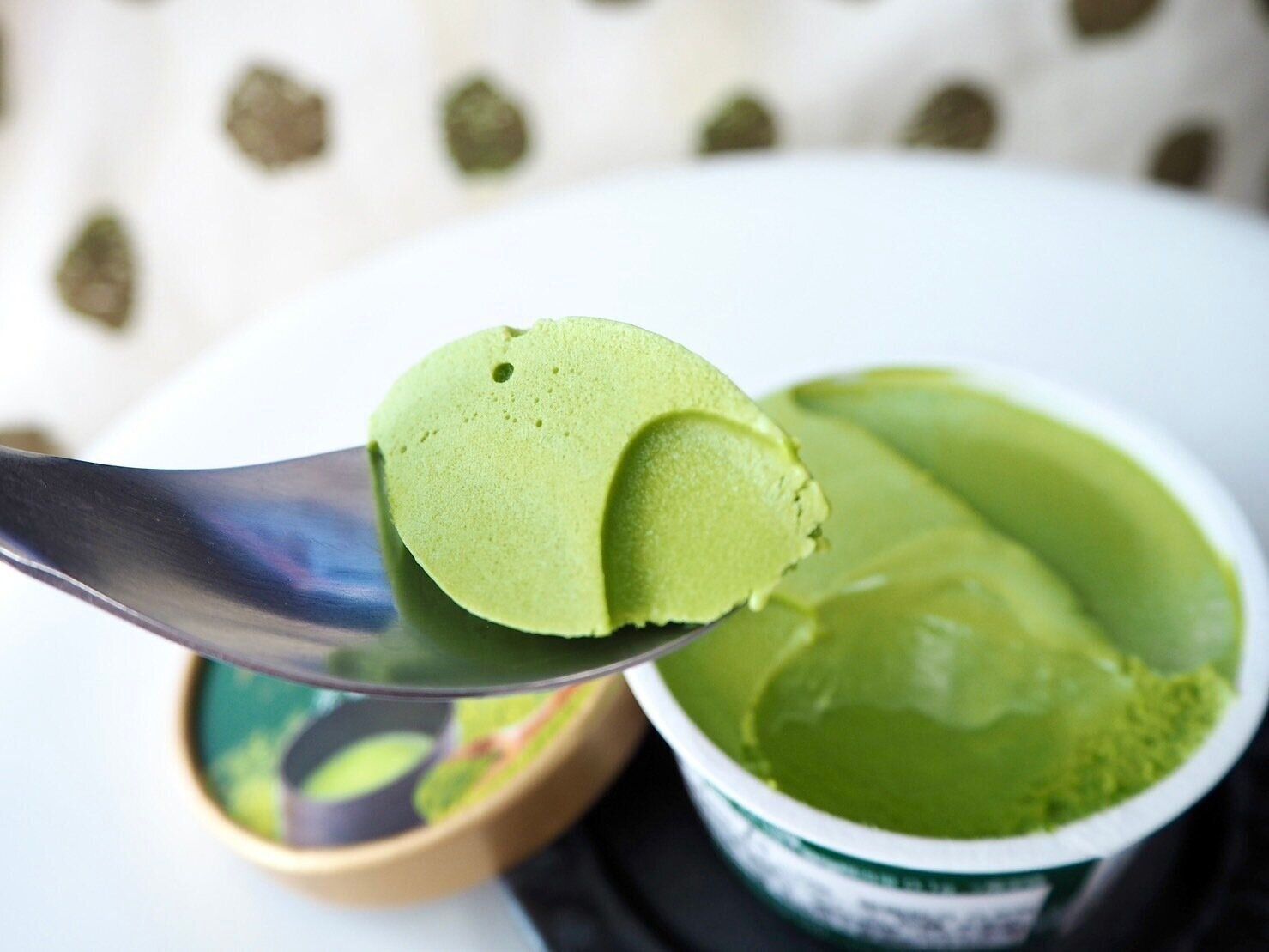 シャトレーゼ「Chateraise PREMIUM 京都宇治抹茶」商品写真