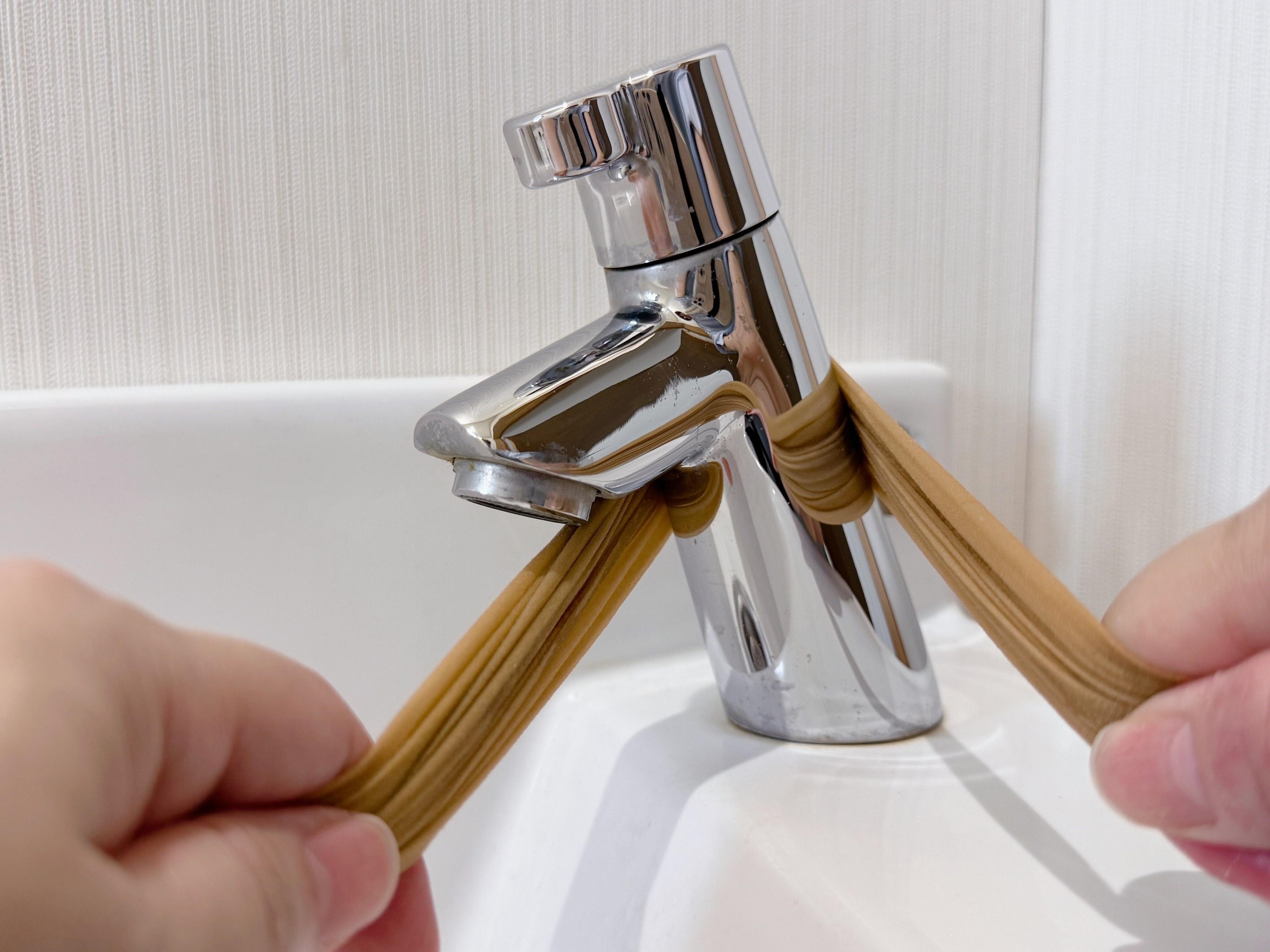 1．水栓のお掃除に！