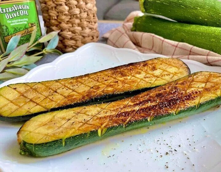 縦切りで絶品！ズッキーニのステーキ