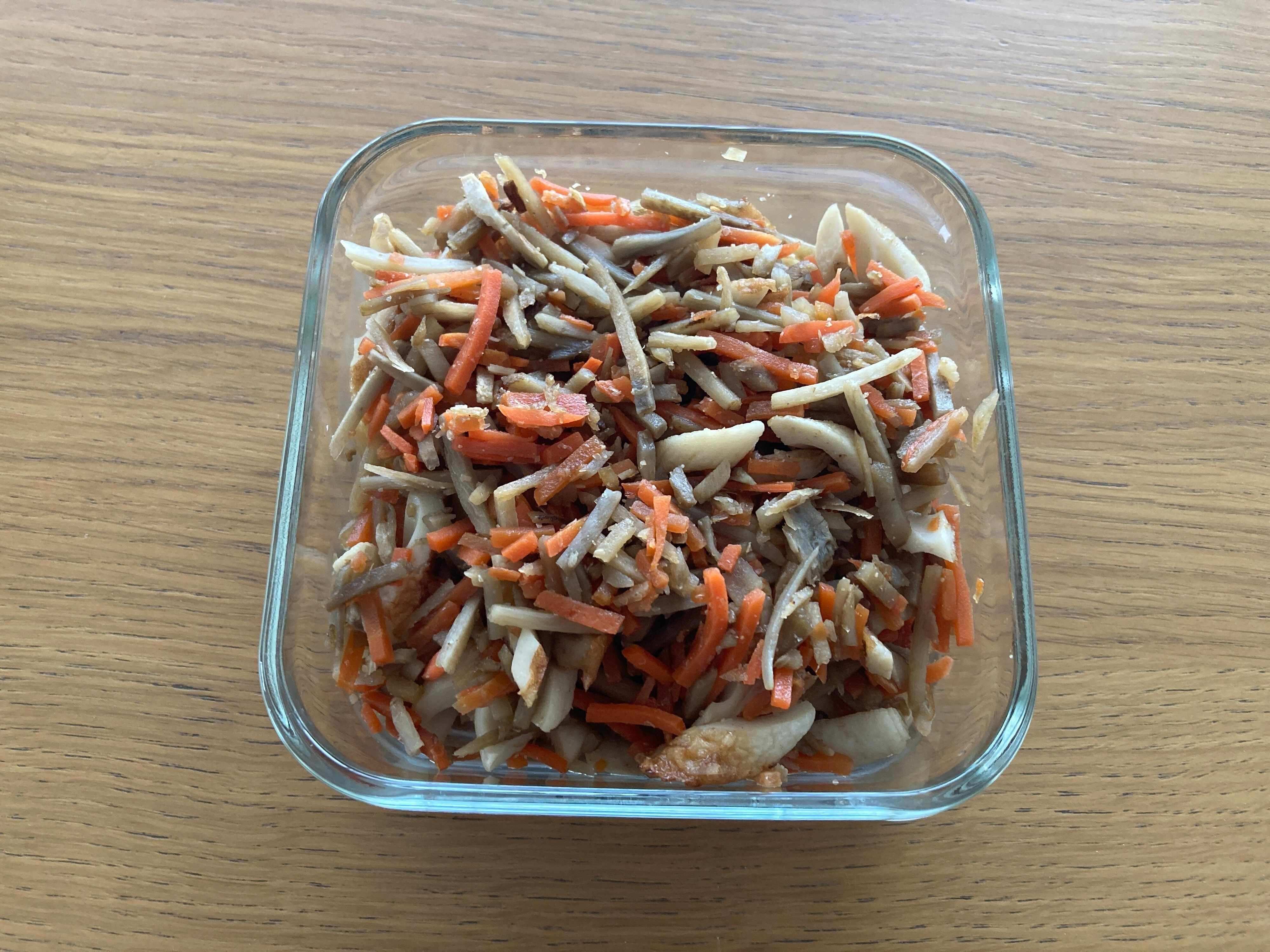 業務スーパーのごぼうにんじんミックスとちくわを使ったきんぴら