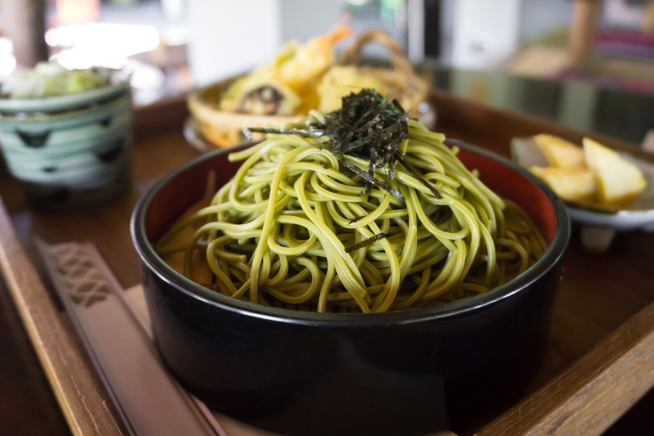 管理栄養士監修 賞味期限切れの 蕎麦 そば は冷蔵保存でいつまで食べられる サンキュ