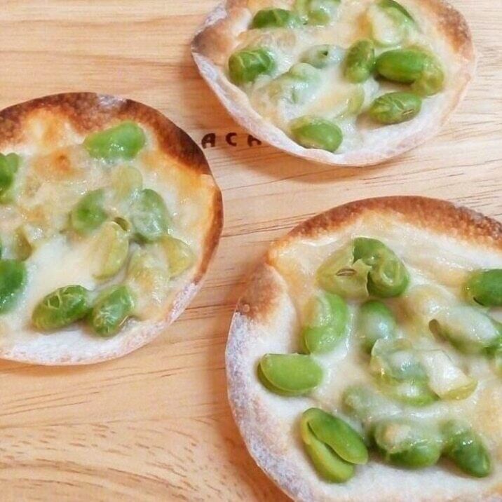 ♪餃子の皮で♡枝豆とチーズのひとくちピザ♪ レシピ・作り方