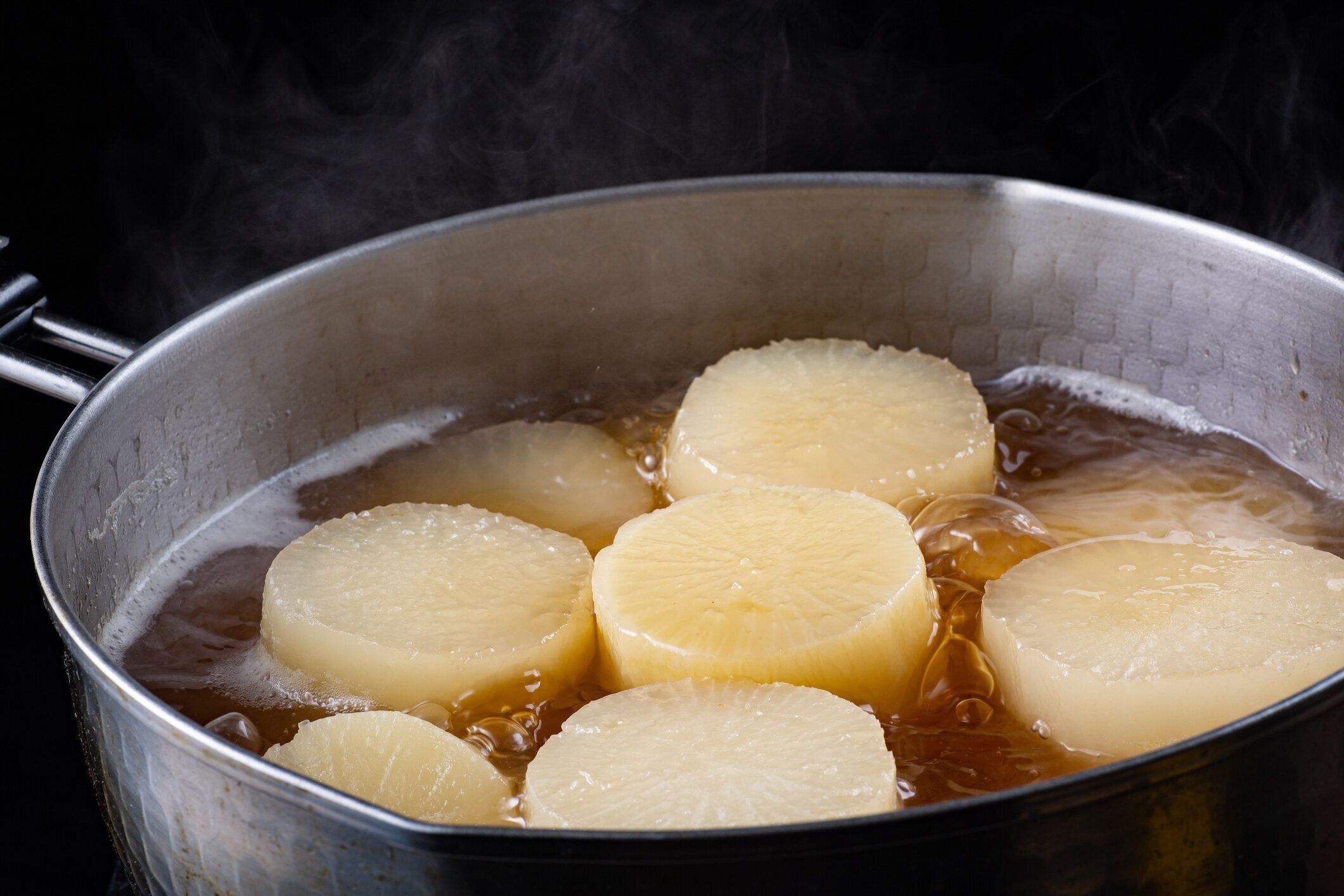 大根を沸騰させる