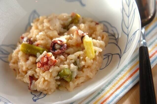 コンソメ入りアスパラとタコのリゾット