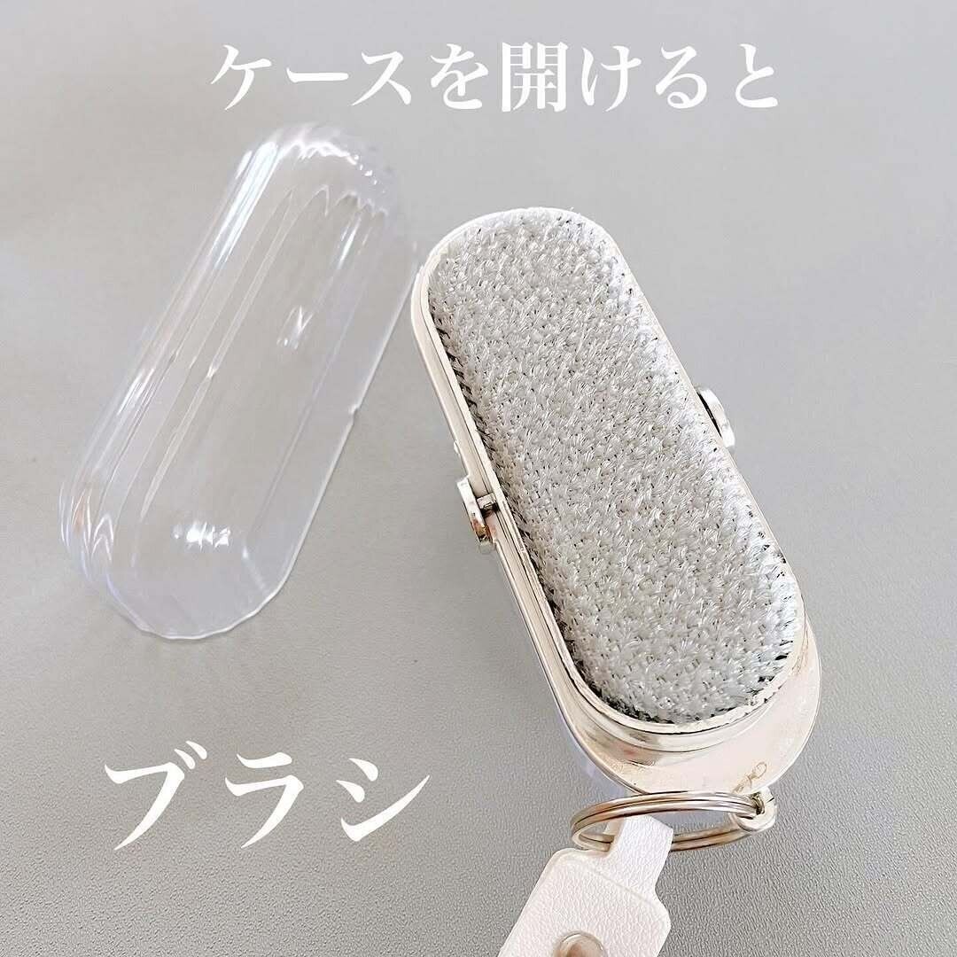 なんとダイソーからも出ました！「取り換え式2wayほこり取り」