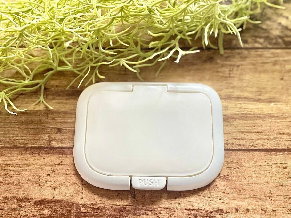 「お掃除シートがすぐ乾く…」ダイソーの便利アイテムで解決できます!