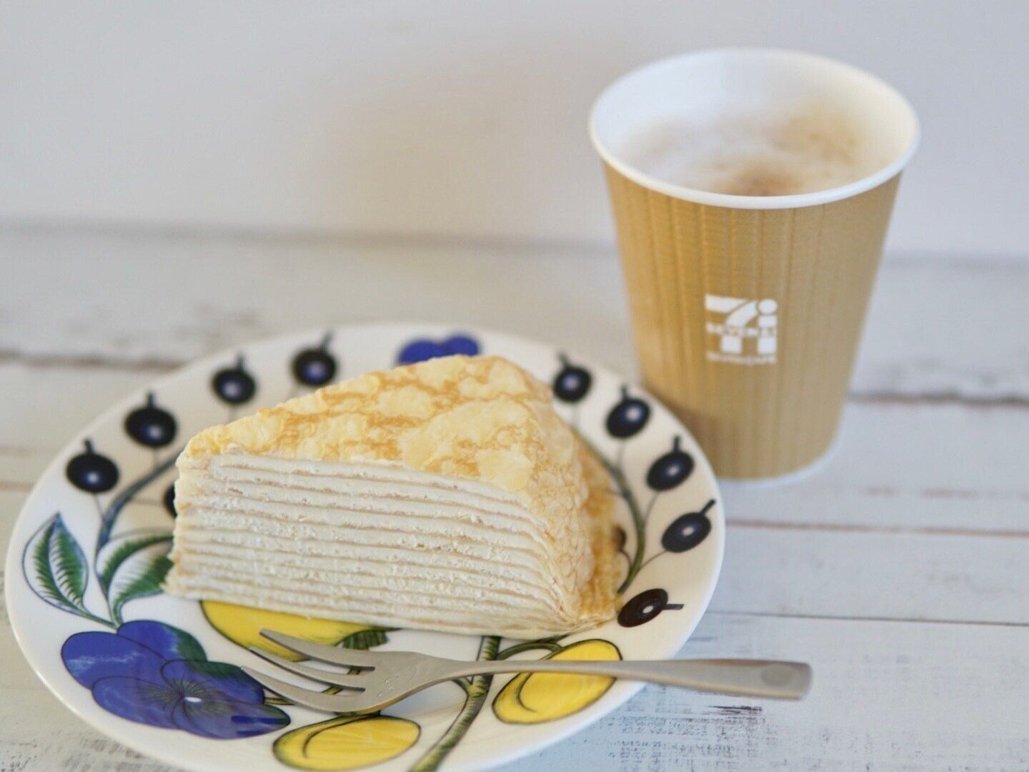 たっぷりクリームのミルクレープ