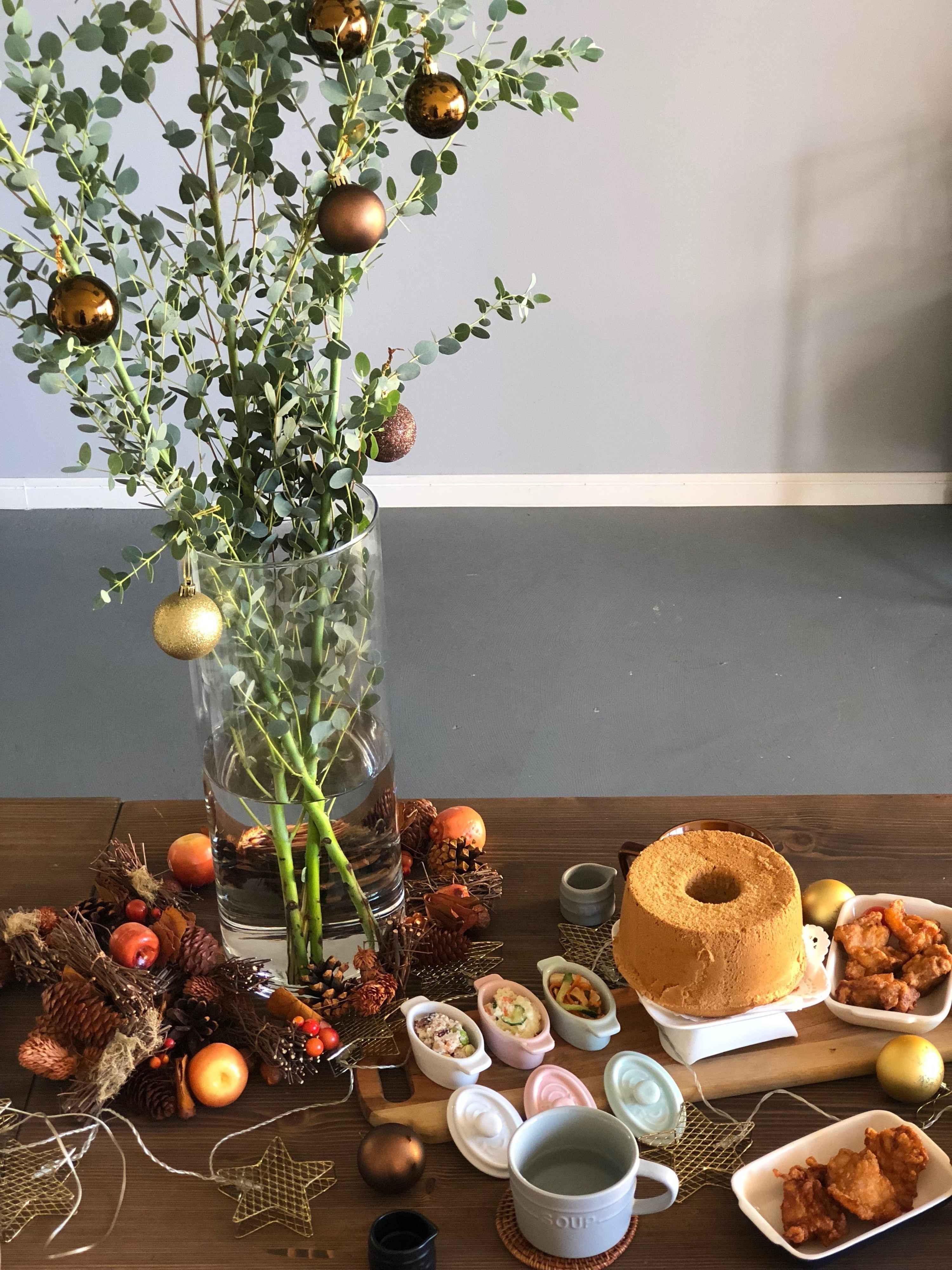 クリスマスにも大活躍！ニトリのフラワーベースがコスパよし