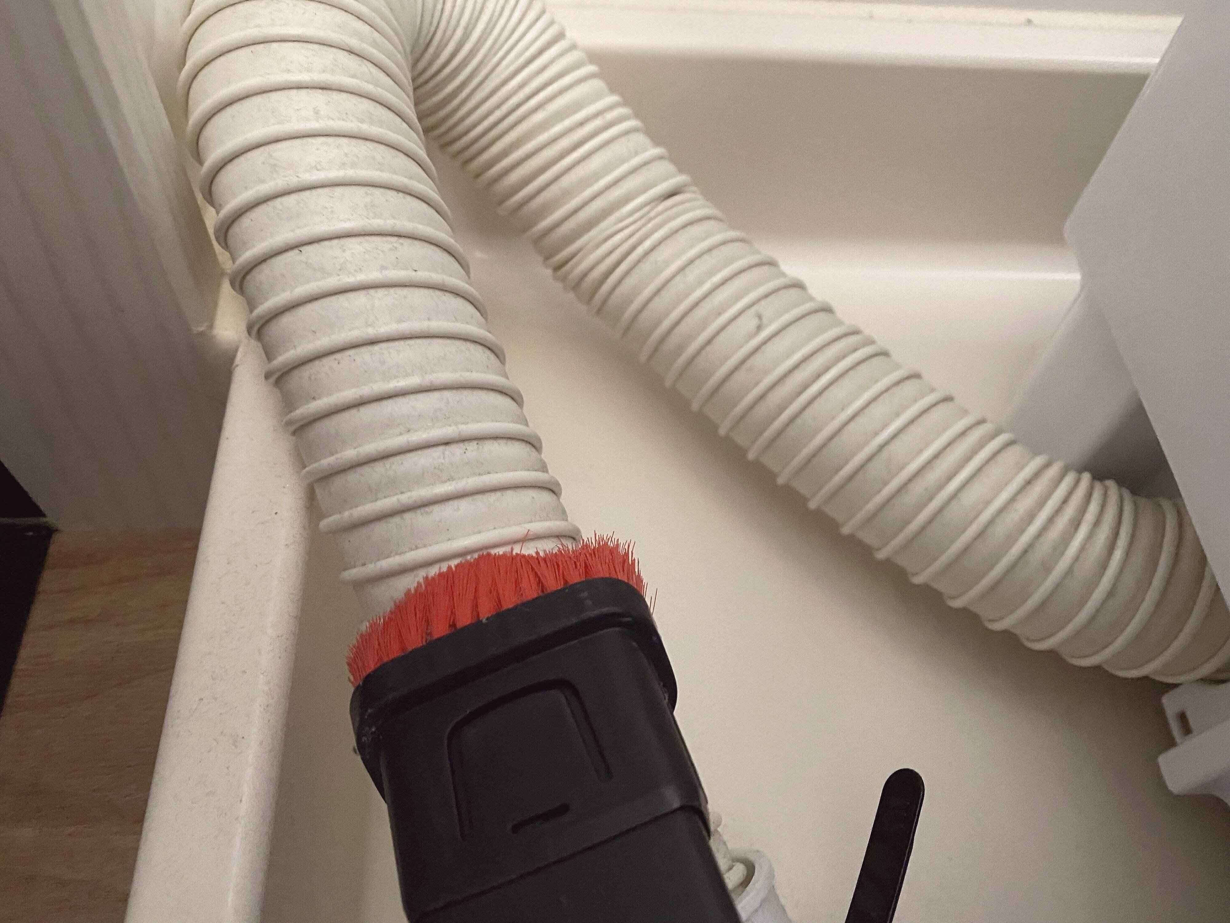 洗濯機排水ホース 厄介なホコリはどうやって掃除する サンキュ