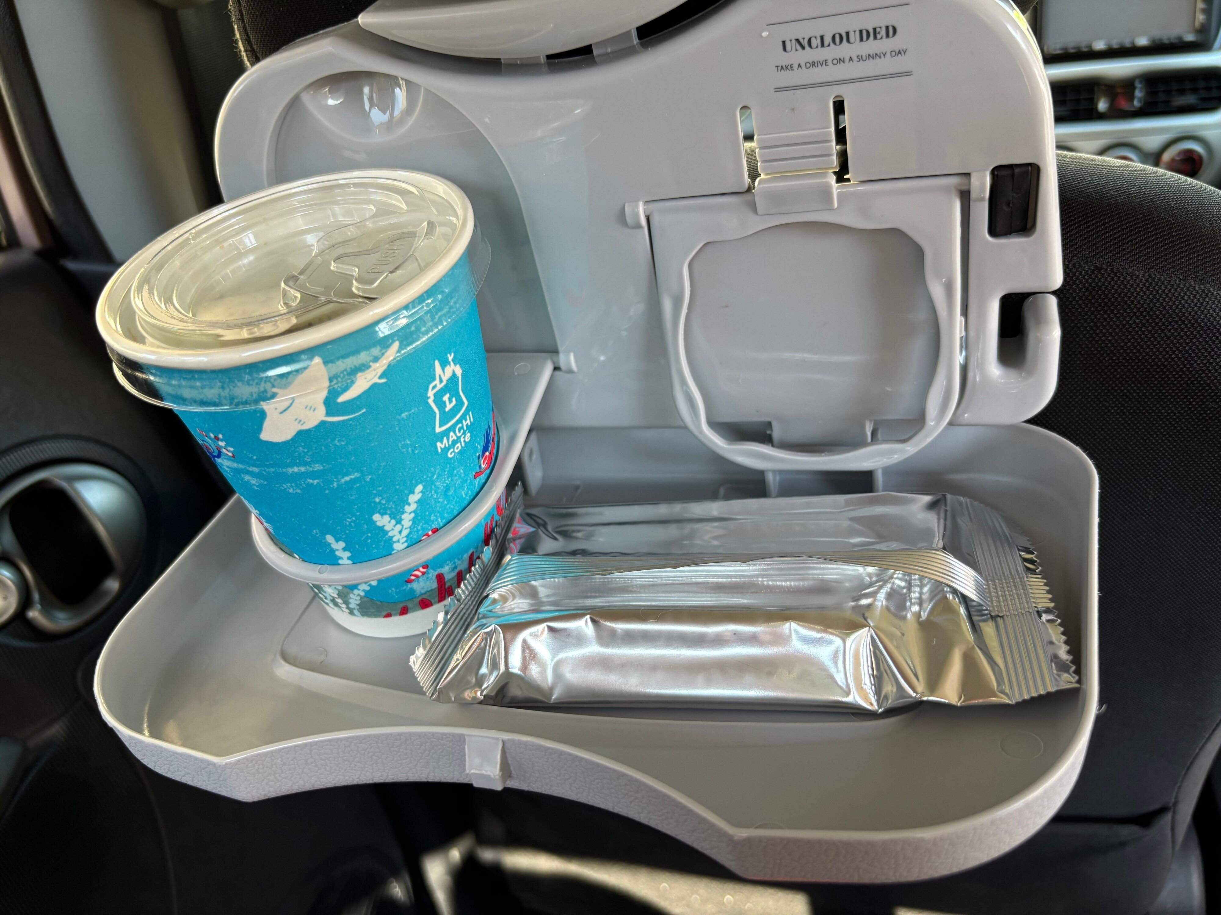 3COINSCARドリンクホルダー