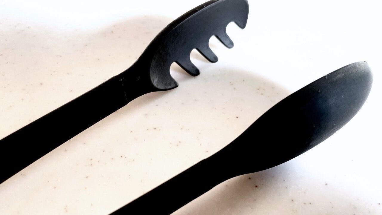 トングの先端部分