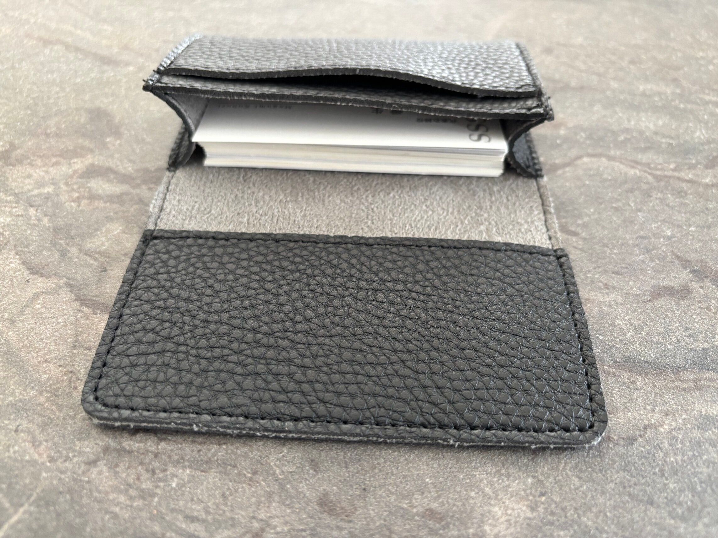 ダイソーで見つけた！レザー調「マグネット入キーホルダー」