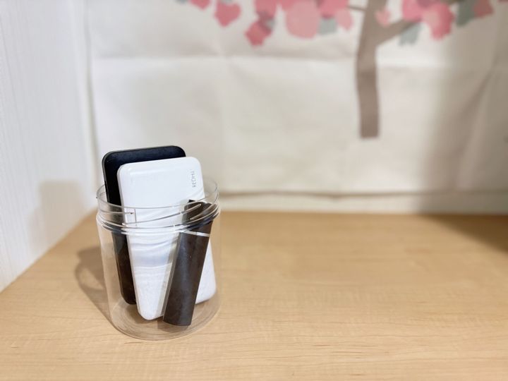 モバイルバッテリー収納