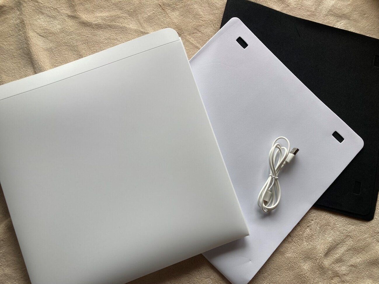 【ダイソー】誰でも簡単！SNS映えするおしゃれで綺麗な商品写真が撮影できるアイテム