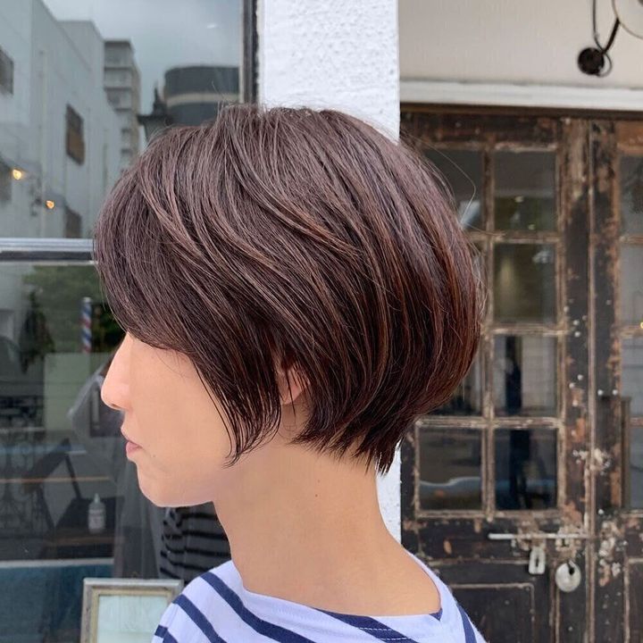 40代女性に似合うふんわりショートヘアスタイル!柔らかシルエットで女性らしさを