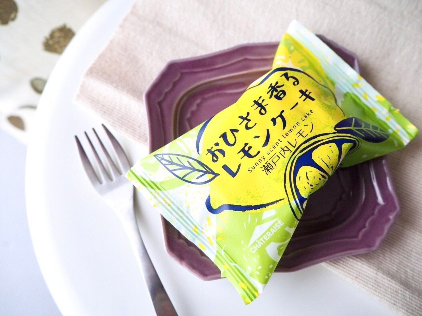 シャトレーゼ「おひさま香るレモンケーキ」商品写真