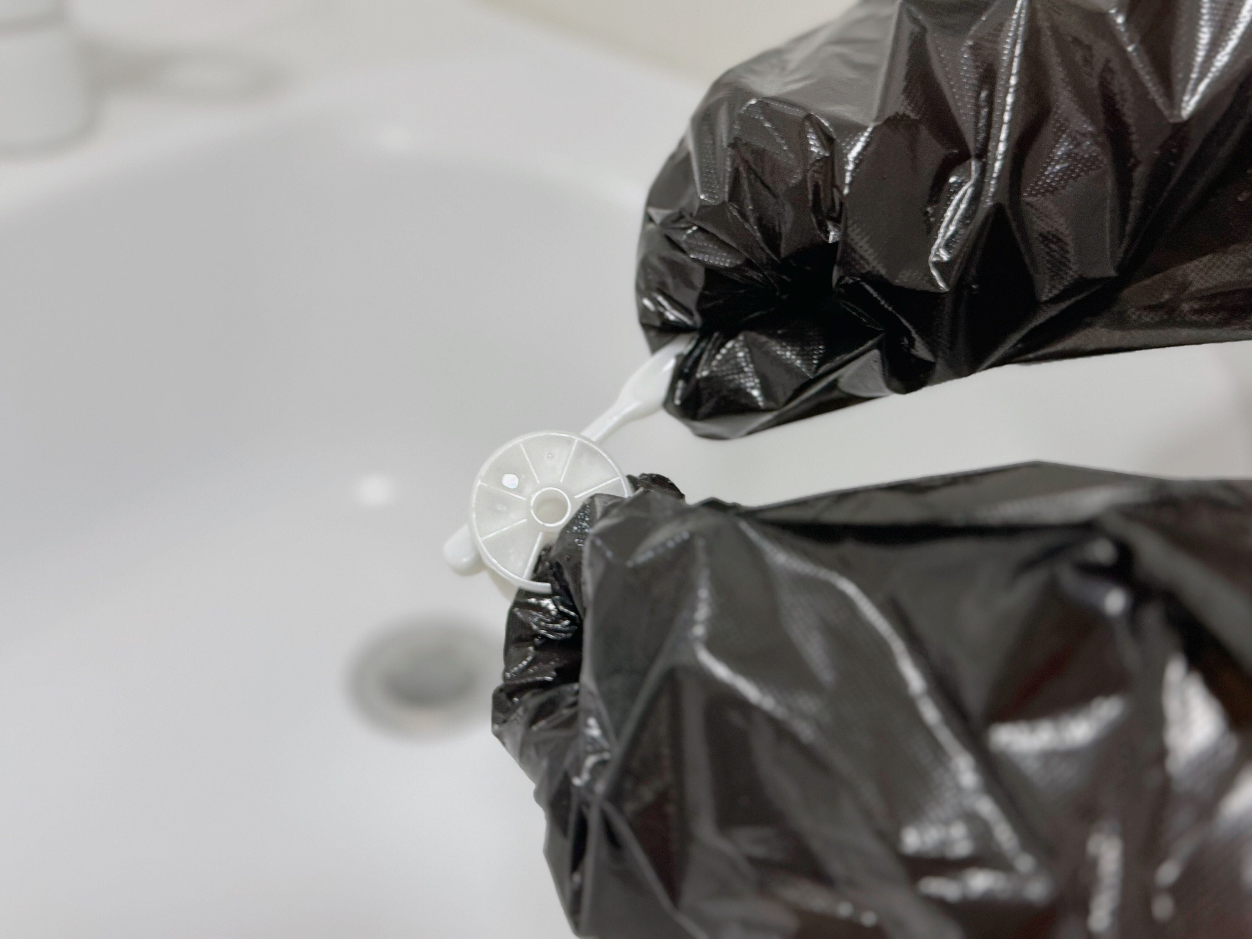 1枚2役で排水口掃除に超便利！