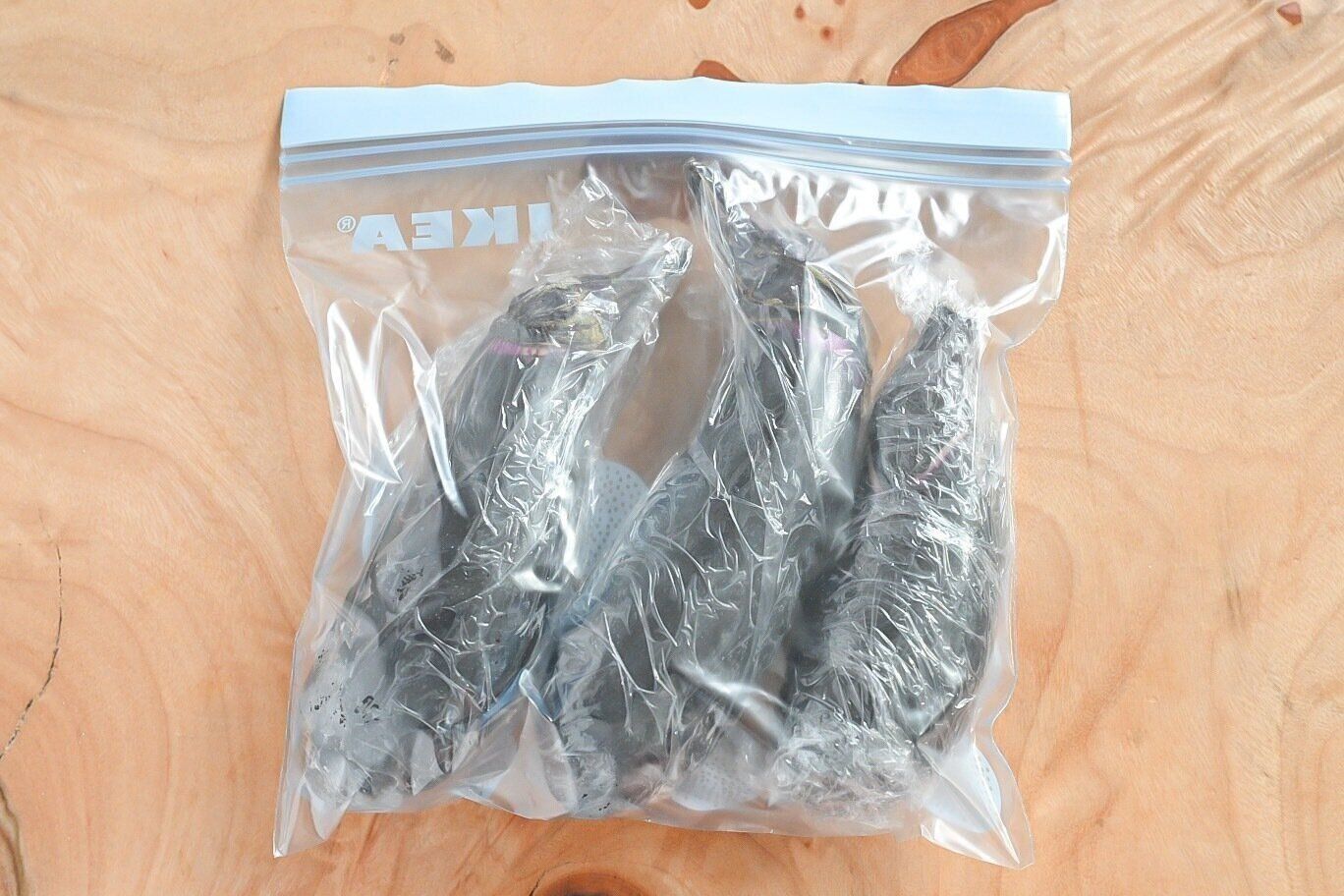 保存袋に入ったなす