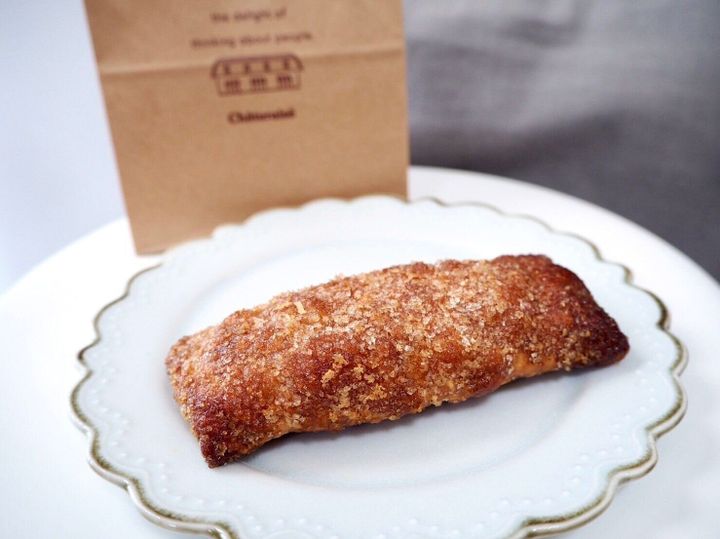 シャトレーゼ「むらさき芋のあんこもちパイ」商品写真