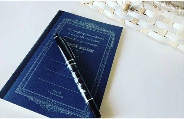 勉強も仕事もはかどる セリアのおしゃれノート3選 サンキュ