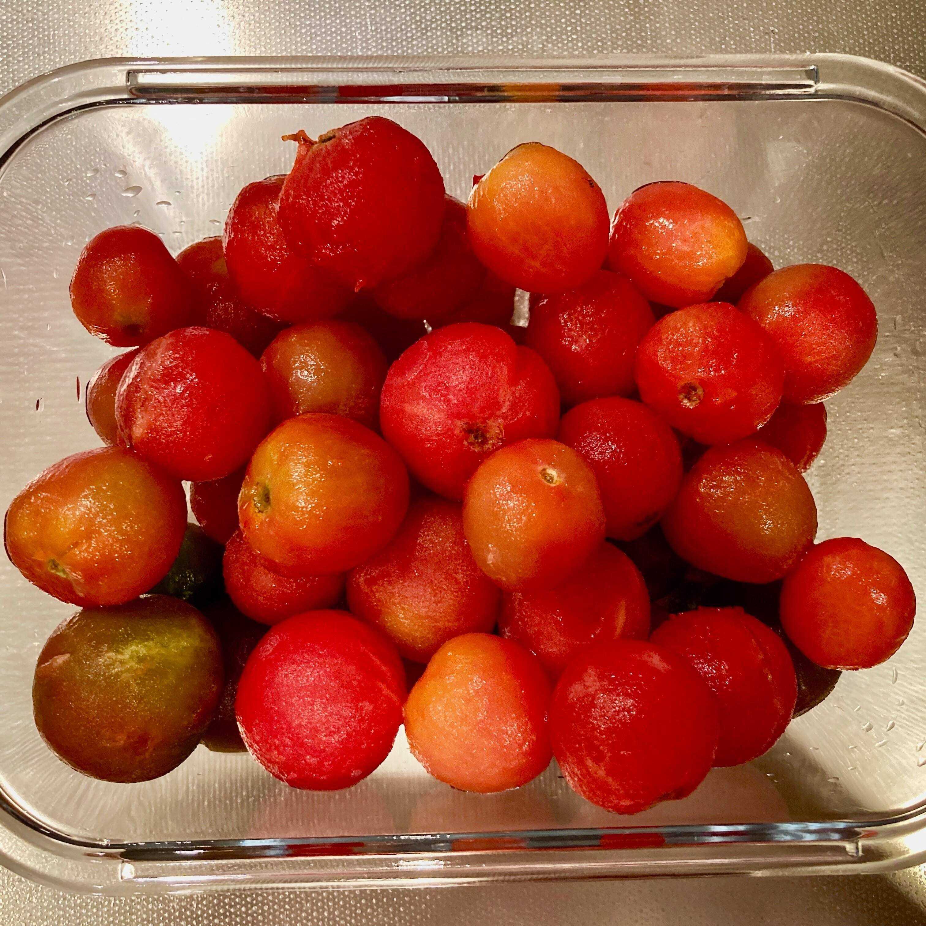 とっても簡単 つるんとミニトマトの皮をむく方法 サンキュ