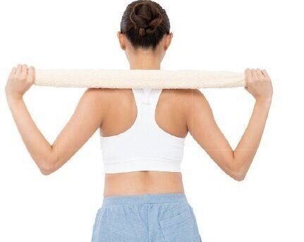 年齢が現れる後ろ姿を若返らせる 超簡単 筋肉ほぐし サンキュ