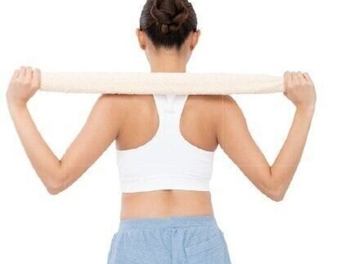 年齢が現れる後ろ姿を若返らせる 超簡単 筋肉ほぐし サンキュ 年齢が現れる後ろ姿を若返らせる 超簡単 筋肉ほぐし サンキュ