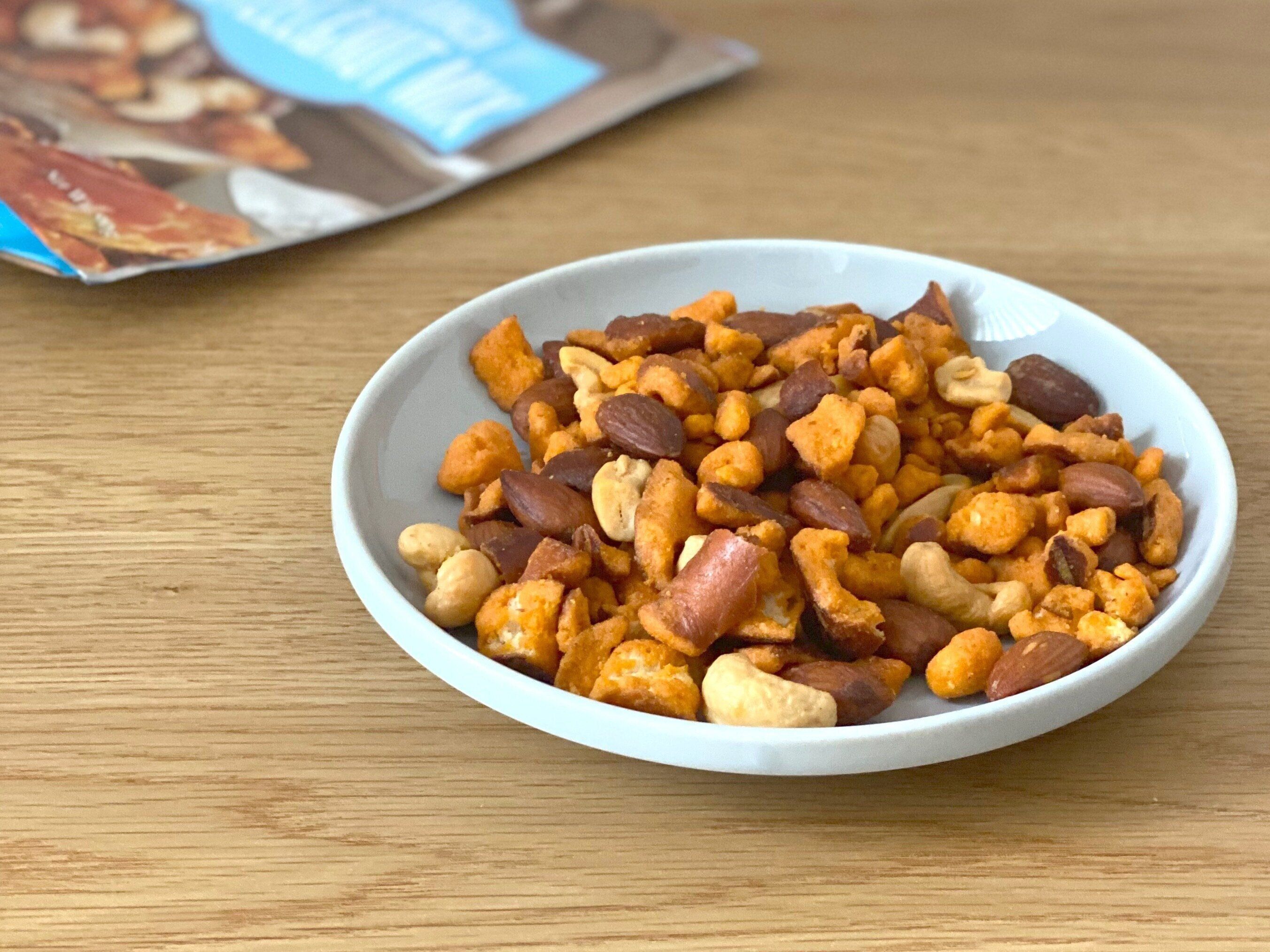 ペンバートン　バッファローランチプレッツェル＆ナッツミックス