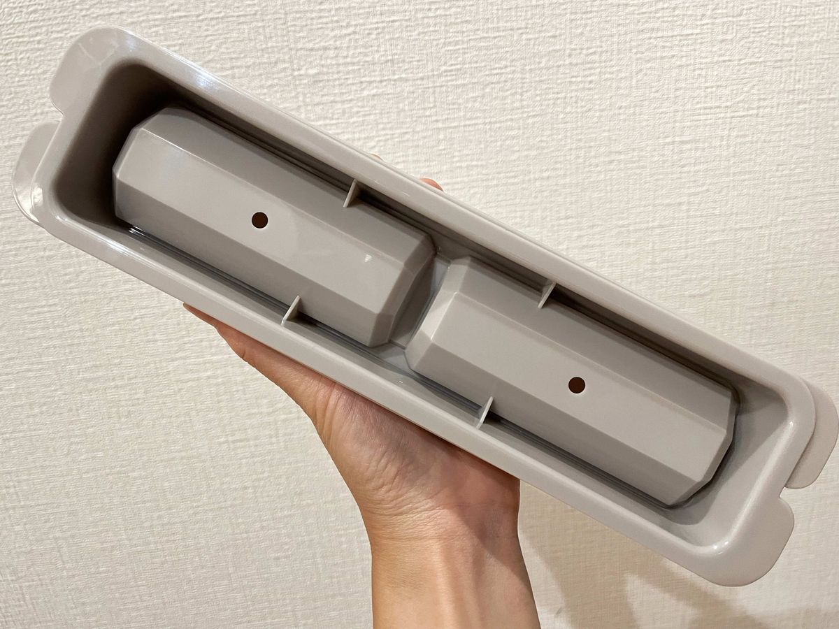 ICE TRAY