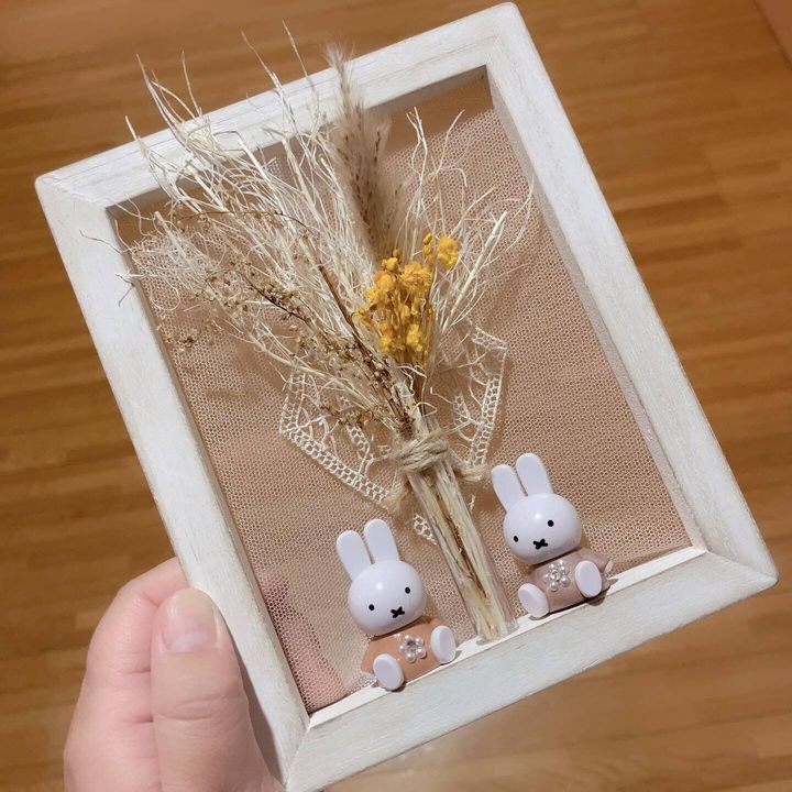 【セリア】チュールやレース、マスコットを使ってフラワーフレームをよりかわいく!