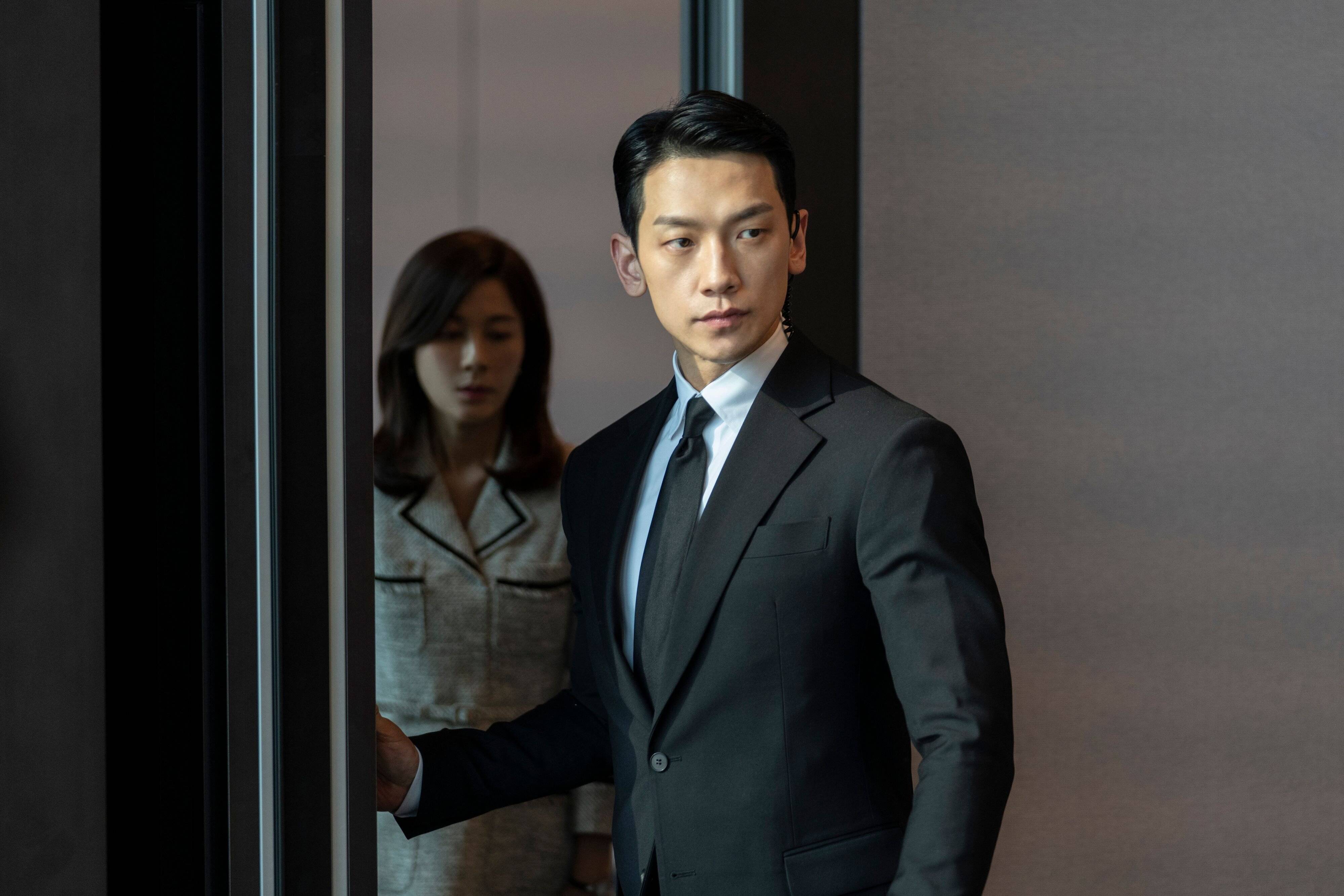 『レッド・スワン』