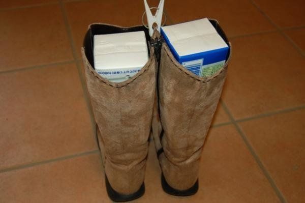 この時期 意外と臭います みんなのブーツの臭い対策 サンキュ