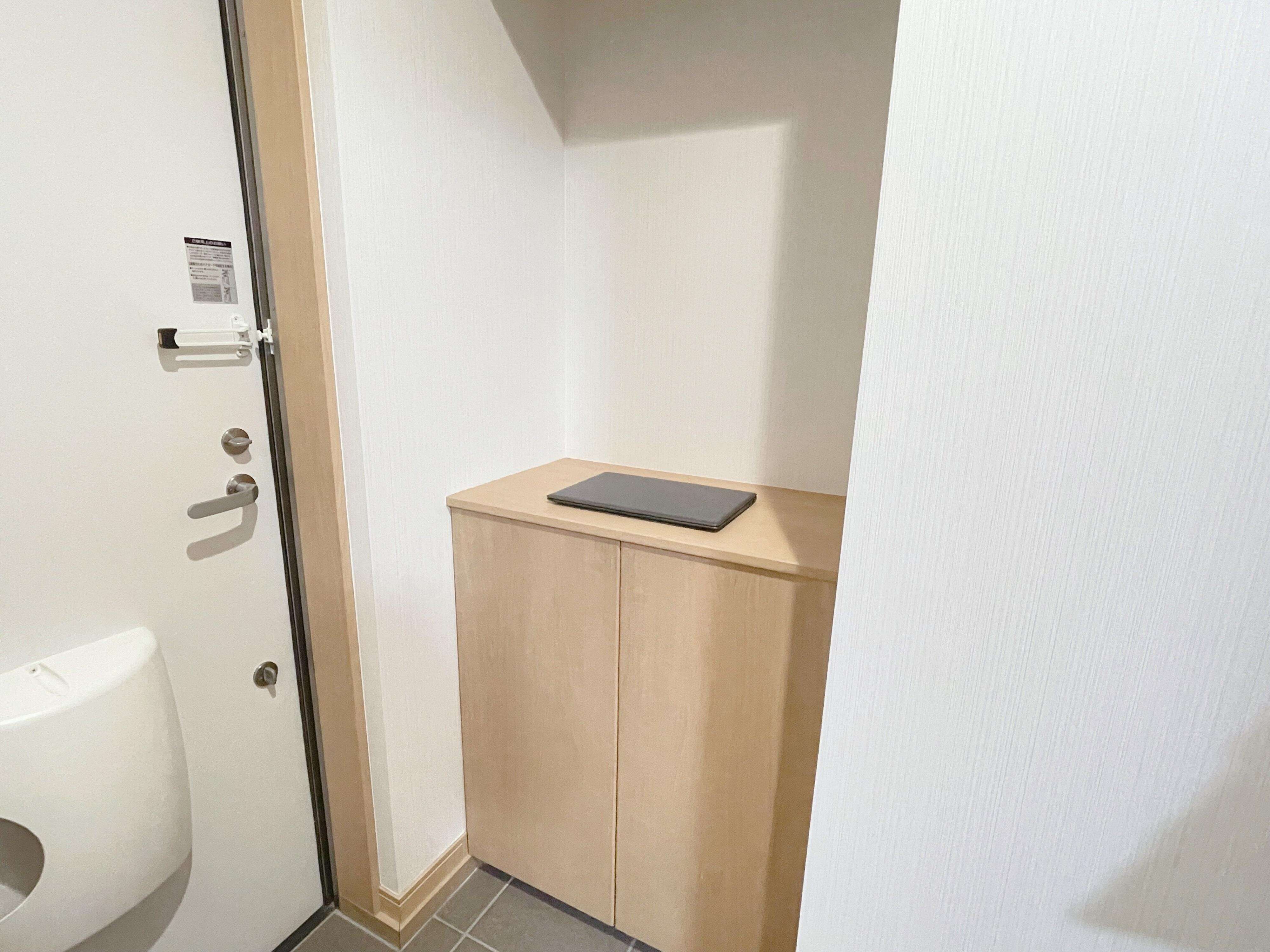 玄関や寝室も活用する