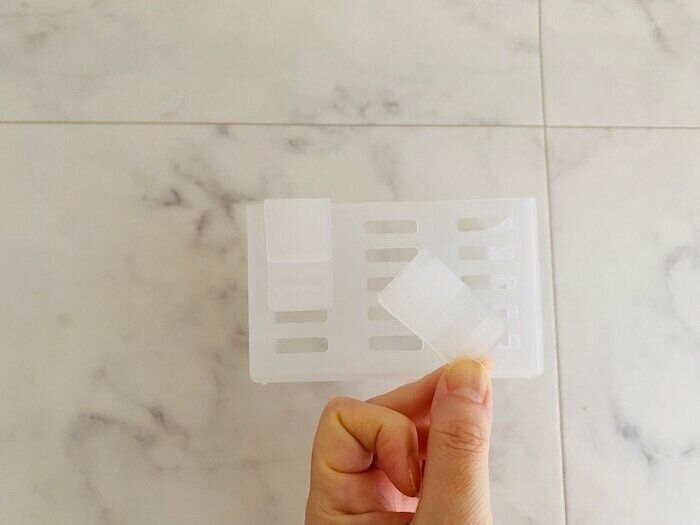 仕切りが取り外せるドアポケット収納ケース