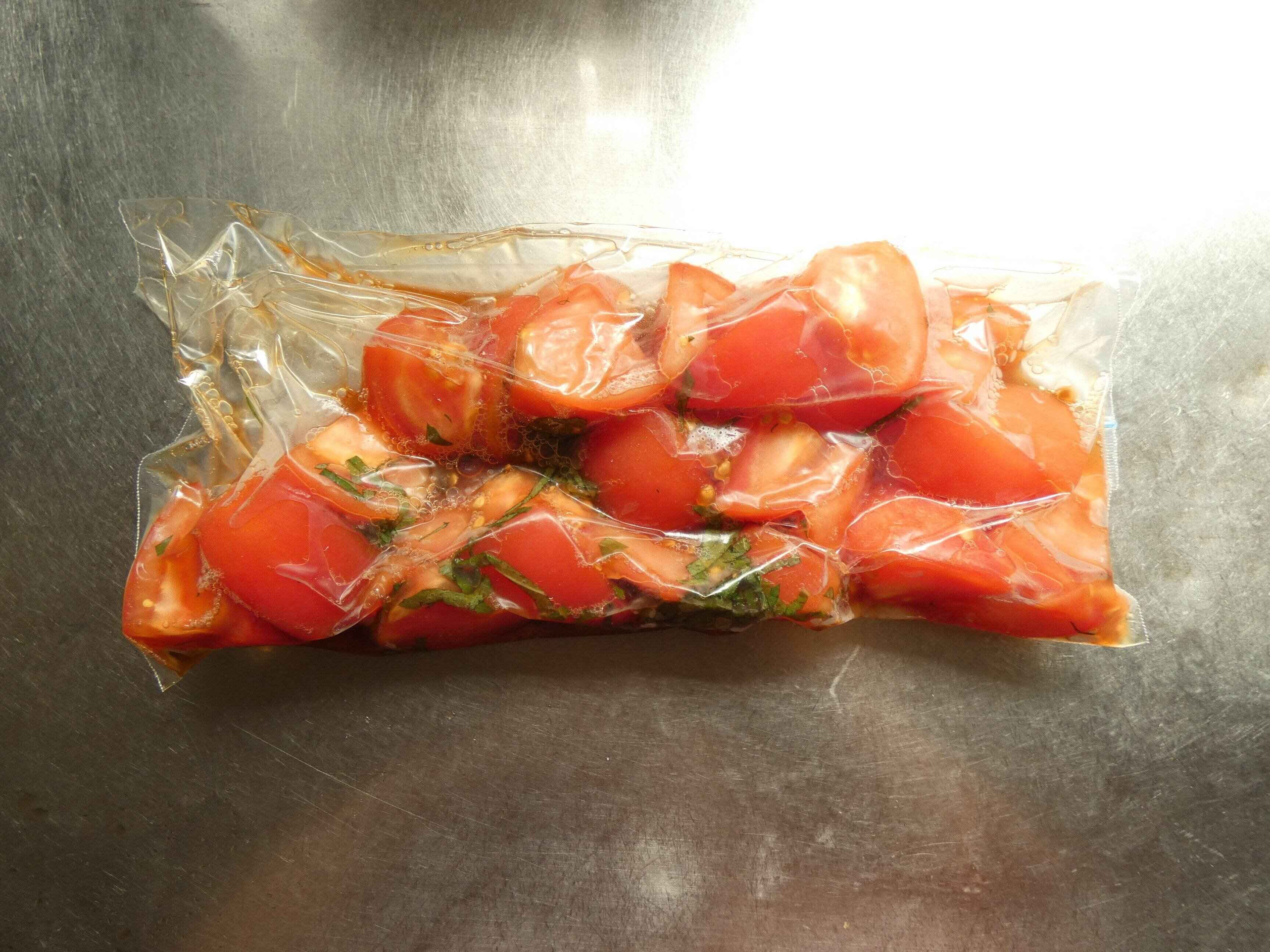 トマトのシソめんつゆ漬け2