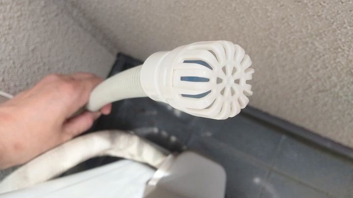 セリア Snsで話題の防虫キャップが進化 虫以外にも を防ぐ 驚きの新機能がプラス サンキュ