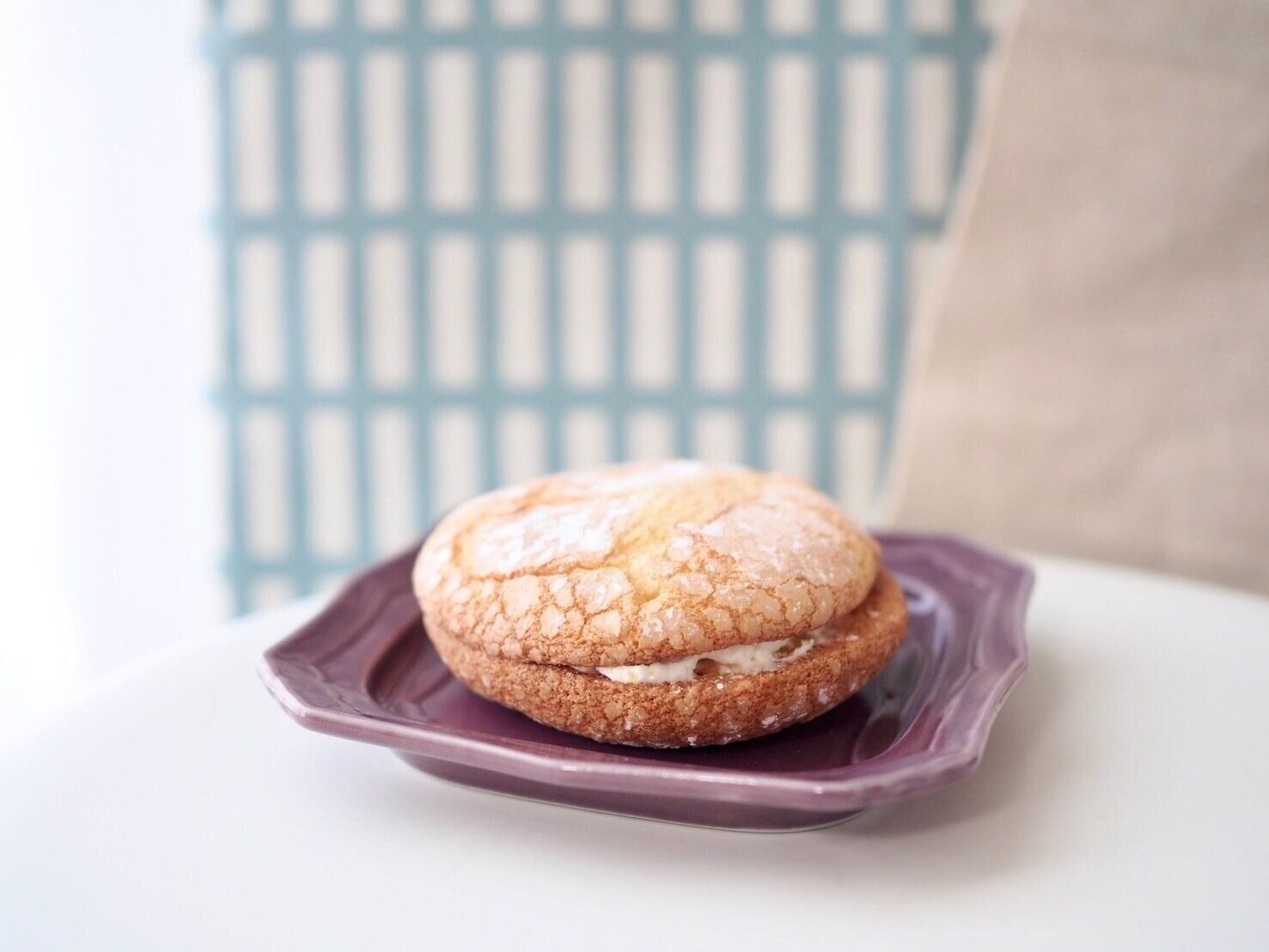 シャトレーゼ「瀬戸内レモンブッセ」商品写真