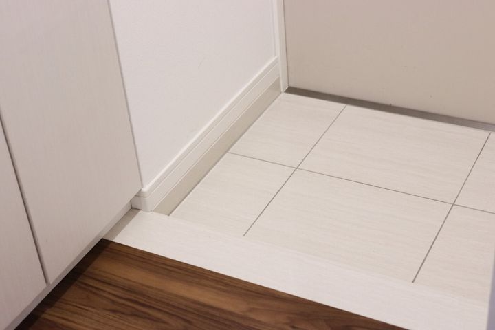 アパートの空の入り口
