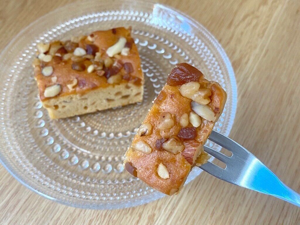 りんごとキャラメルのケーキ